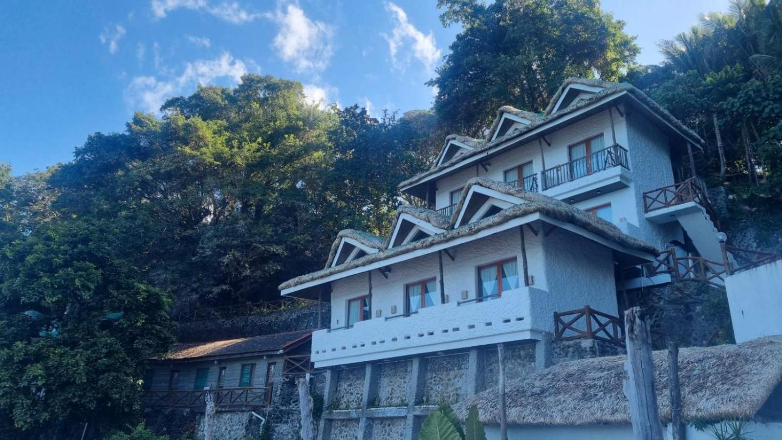 Dive And Trek Resort And Marine Sanctuary Bauan Buitenkant foto