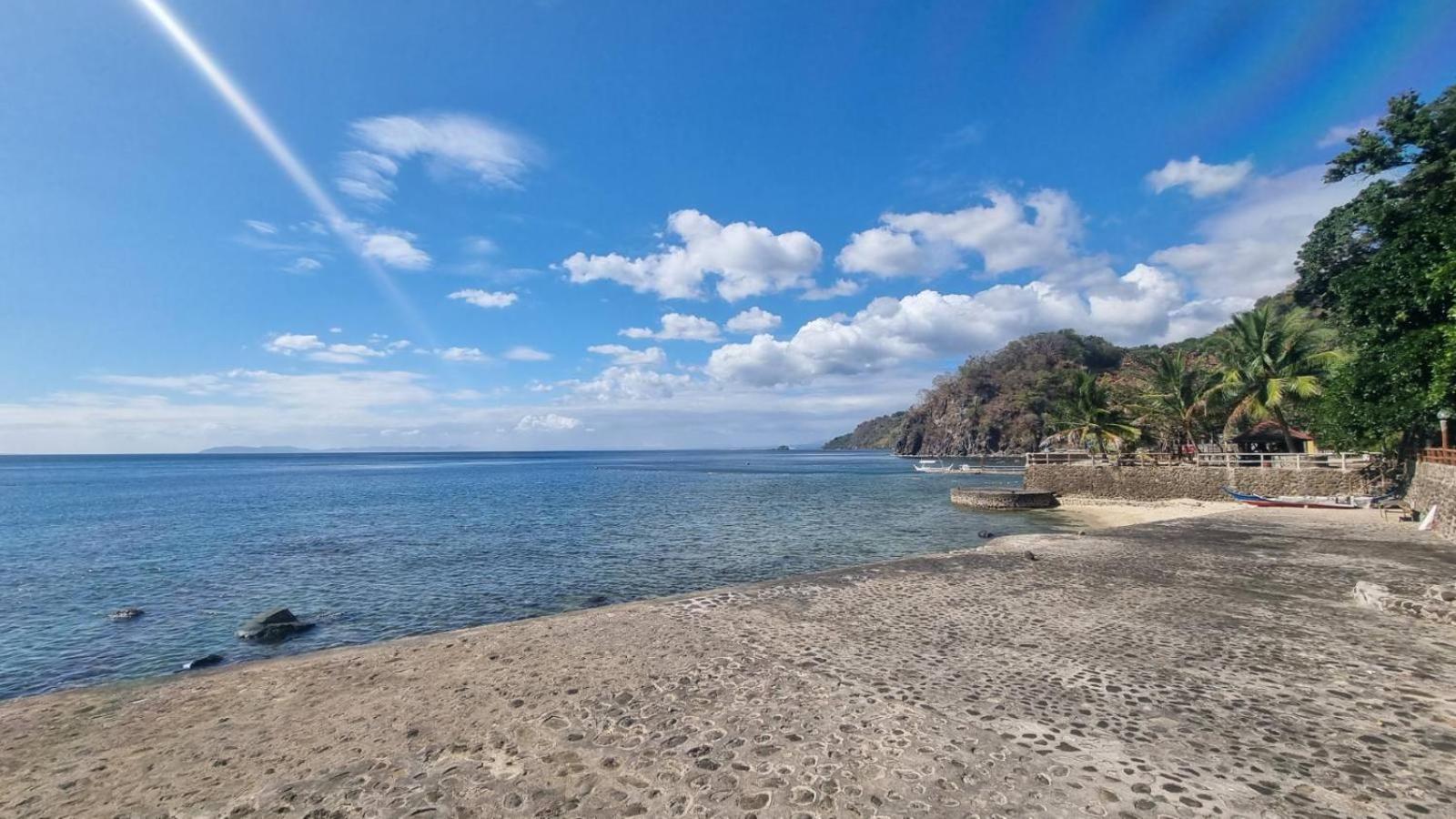 Dive And Trek Resort And Marine Sanctuary Bauan Buitenkant foto