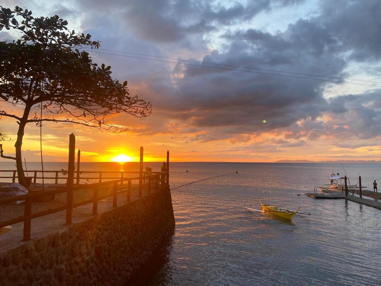 Dive And Trek Resort And Marine Sanctuary Bauan Buitenkant foto